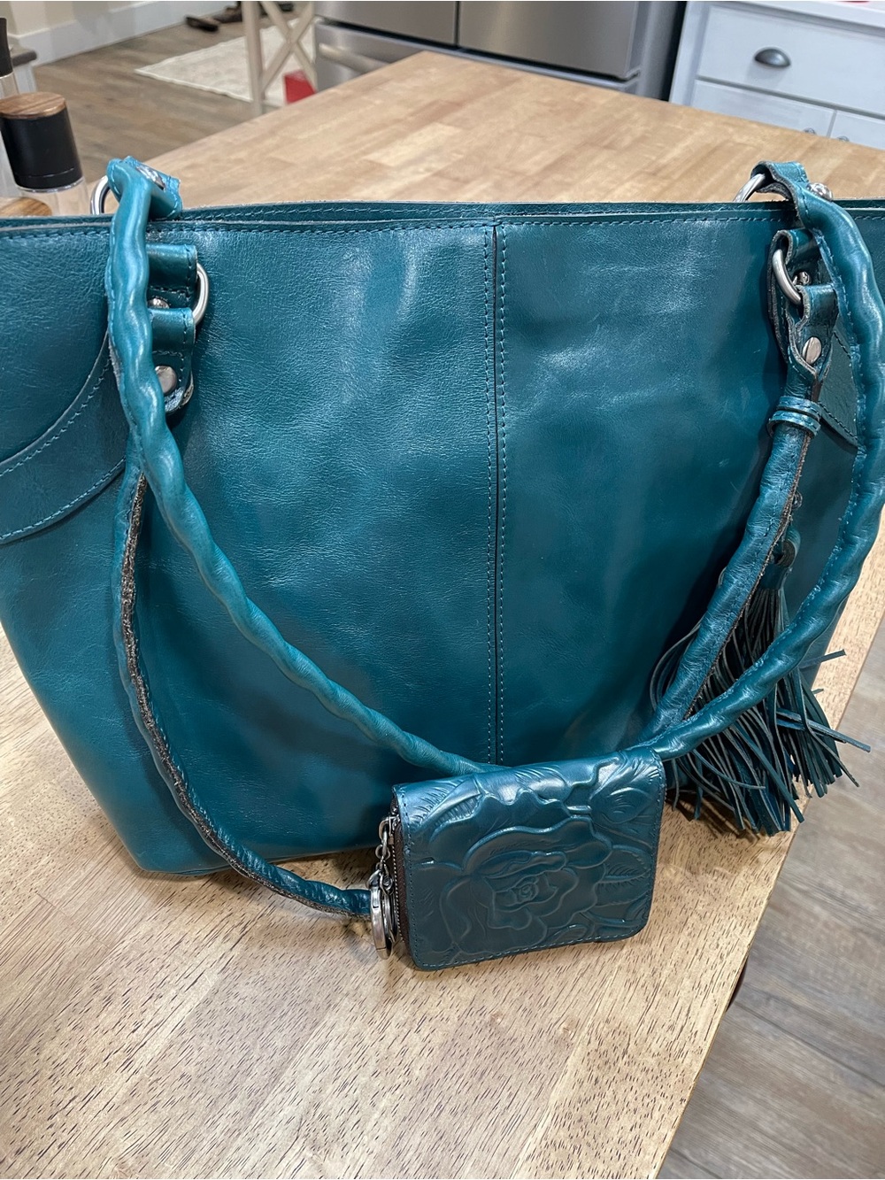 Patrica Nash large Teal Leather Shoulder Tote with Braided Straps w/wallet